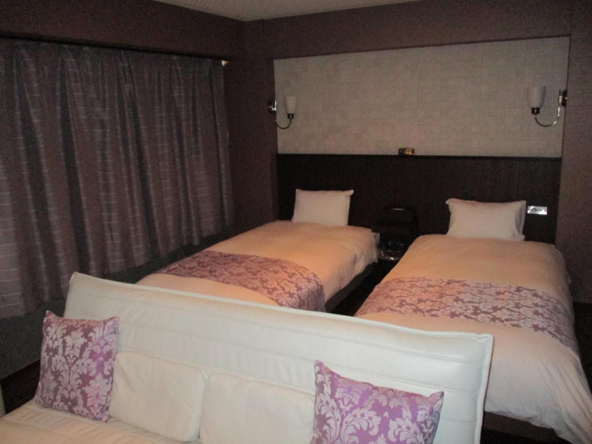 Town Hotel 41 كانازاوَ المظهر الخارجي الصورة